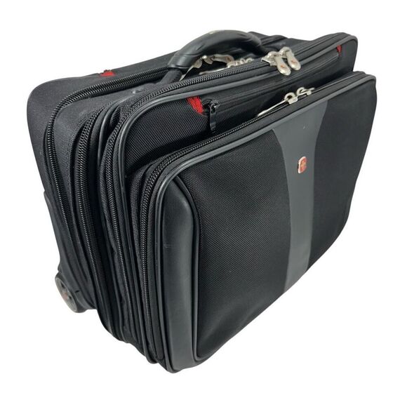 Swissgear Wenger Patriot Wheeled Overnight Business Case - Picture 1 of 12